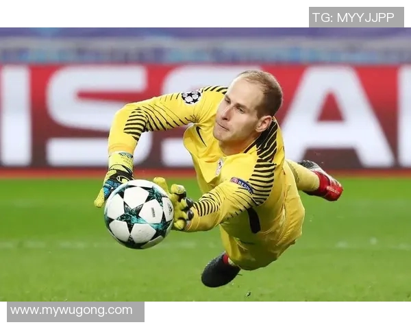 传奇门将对决什琴斯尼与布冯的巅峰之战回顾与分析