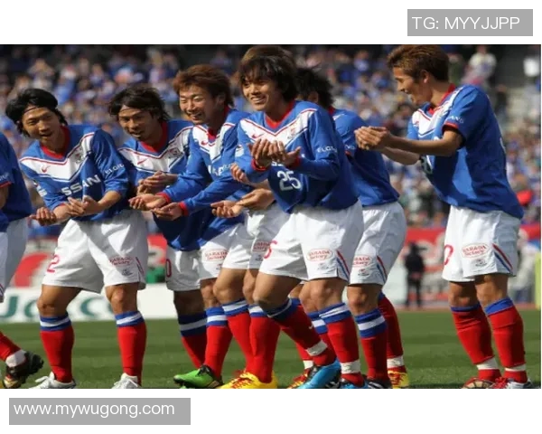 冈山绿雄迎战横滨FC力争主场胜利展现球队实力与斗志